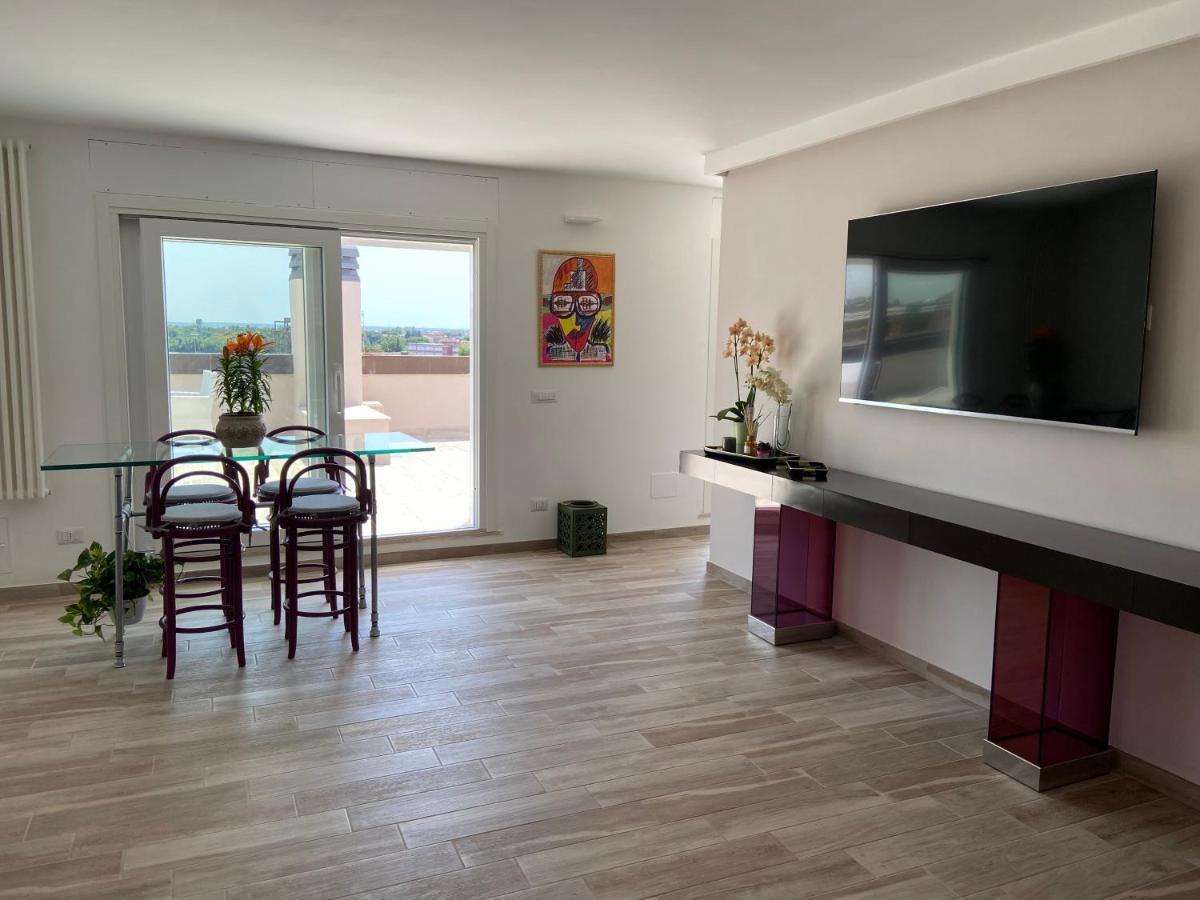 شقة Attico Panoramico Luxury Roma المظهر الخارجي الصورة