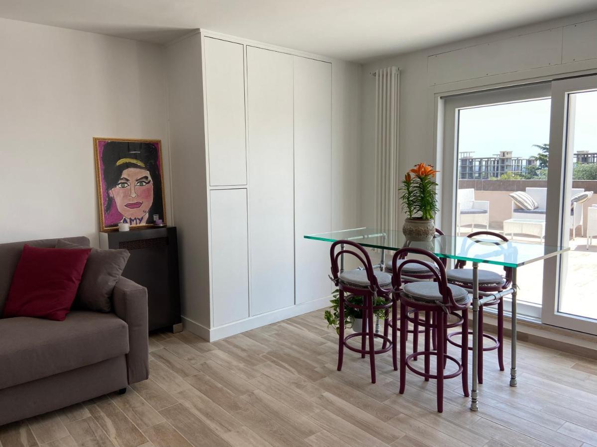 شقة Attico Panoramico Luxury Roma المظهر الخارجي الصورة