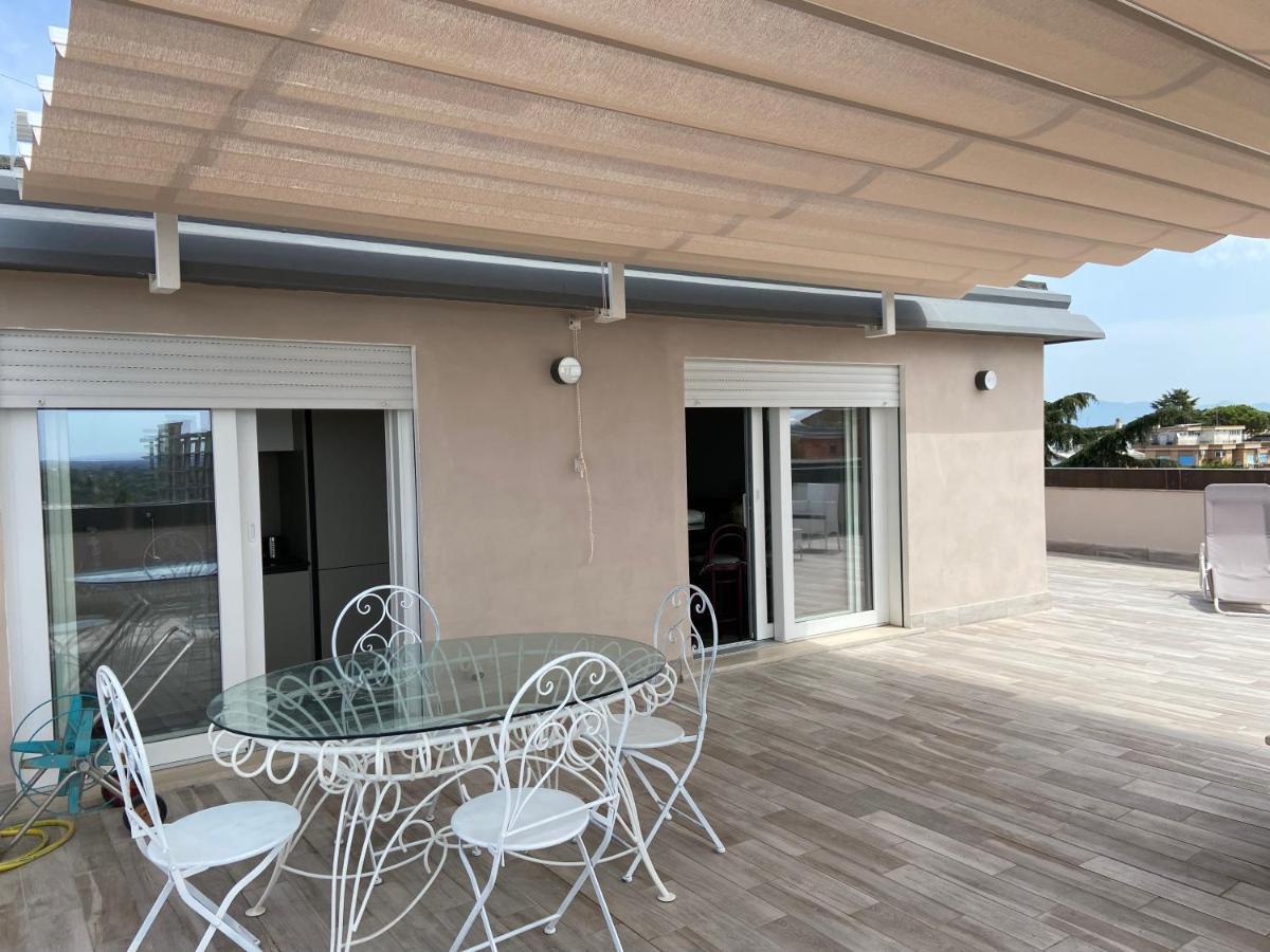 شقة Attico Panoramico Luxury Roma المظهر الخارجي الصورة